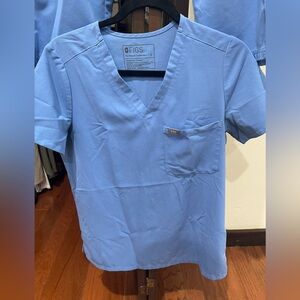 Figs Cecil Blue Scrub Top S